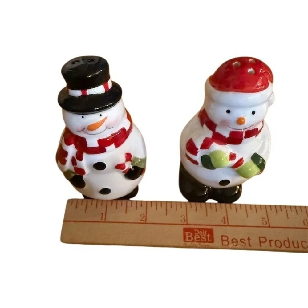 Smart Living Snowman Salt & Pepper Shakers Set 2pc‎ Christmas Holiday